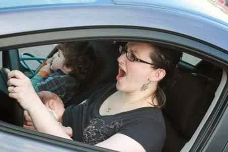 Lactancia materna mientras se conduce
