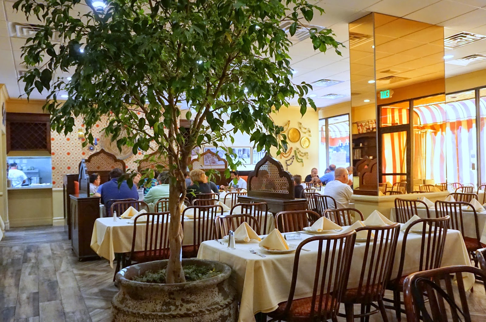 Eating L.A. Carousel Restaurant When the Original is Still the Best