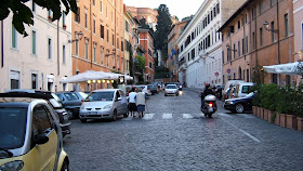 Via Garibaldi in Trastevere