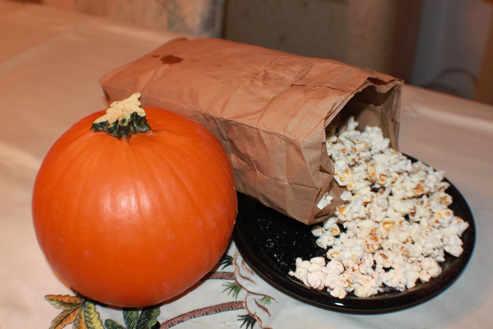 Curts Delectable Creations Microwaved Pumpkin Pie Spiced Kettle Corn
