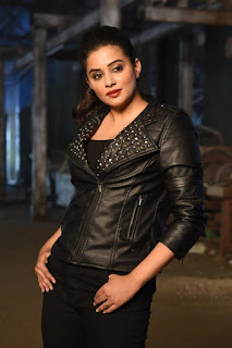 Actress Priyamani New Stills At Sirivennela Movie Shooting Spot Actress Priyamani New Stills At Sirivennela Movie Shooting Spot