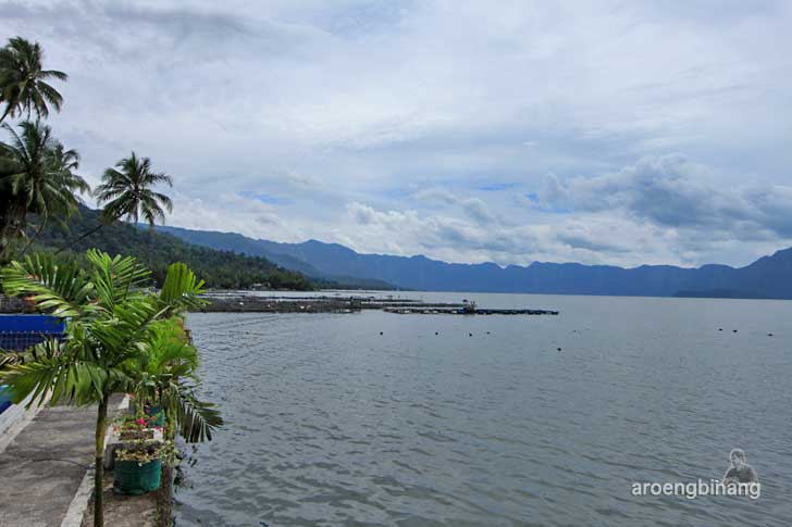 danau maninjau agam