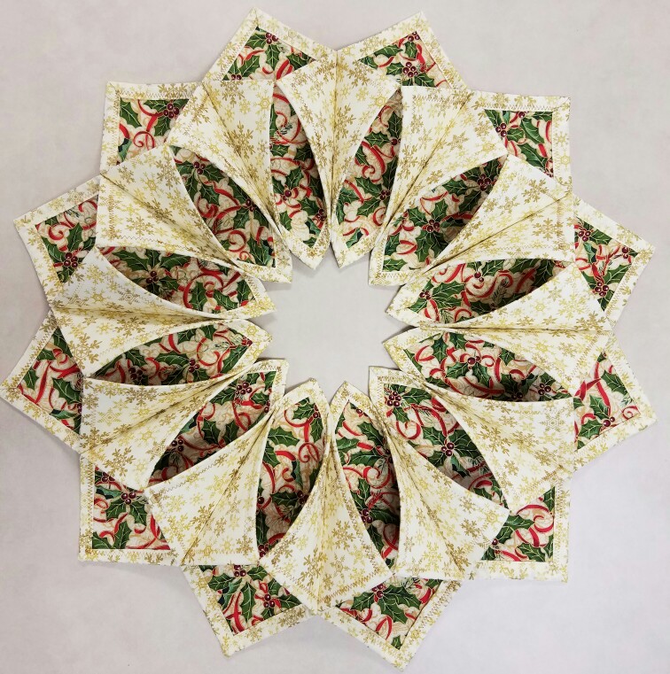 Fold'n Stitch Wreath Shortcut Tutorial Awesome Fold And Stitch Wreath Pattern Fold'n Stitch Wreath Shortcut Tutorial Awesome Fold And Stitch Wreath Pattern