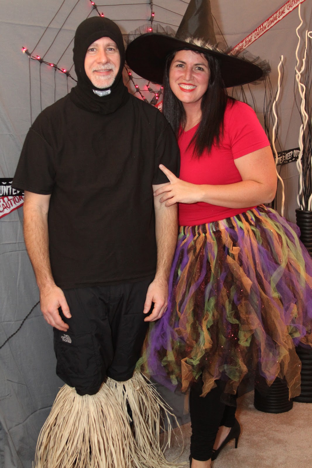 Adorable Adult Couples Halloween Costumes 2 photo image