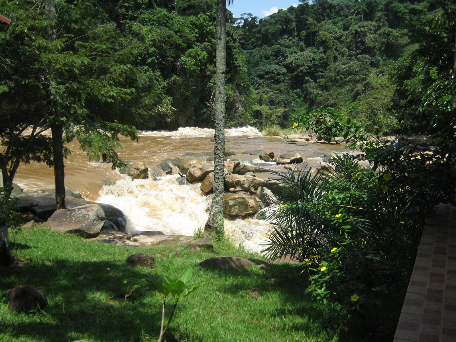 LDS Congo Mission: Into Africa...Trip From Kinshasa to Zongo Falls