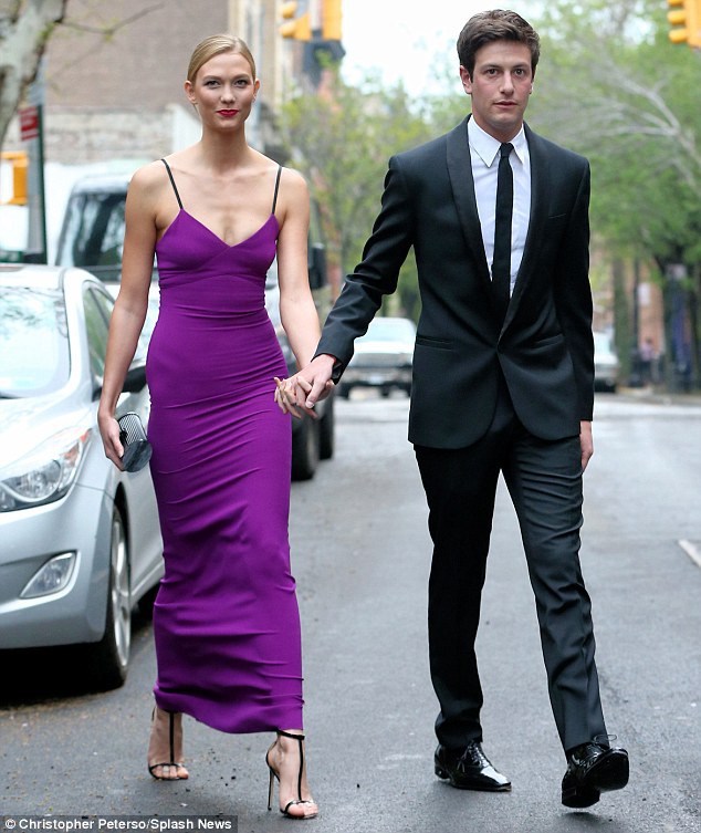 Karlie Kloss opens up about her millionaire boyfriend Joshua Kushner - karlie kloss and joshua kushner
