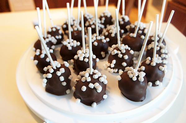 Domestic Deficit Disorder Hot Chocolate Pop Tart Pops!