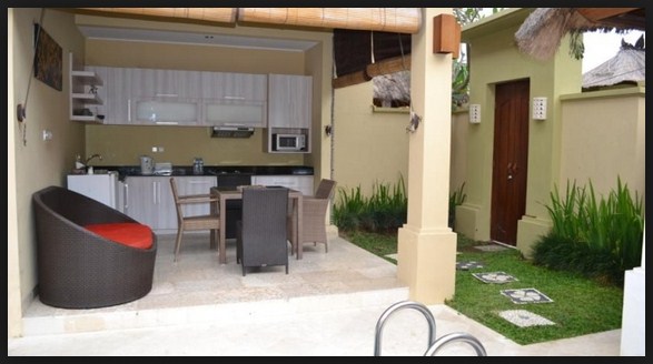Dapur Terbuka Dekat Taman
