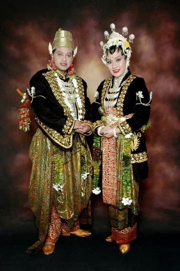 Photo Pernikahan Adat Yogyakarta Album Wedding