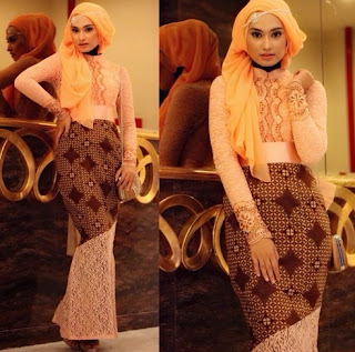 Model Long Dress Batik Kombinasi Polos untuk pernikahan Model Long Dress Batik Kombinasi Polos untuk pernikahan