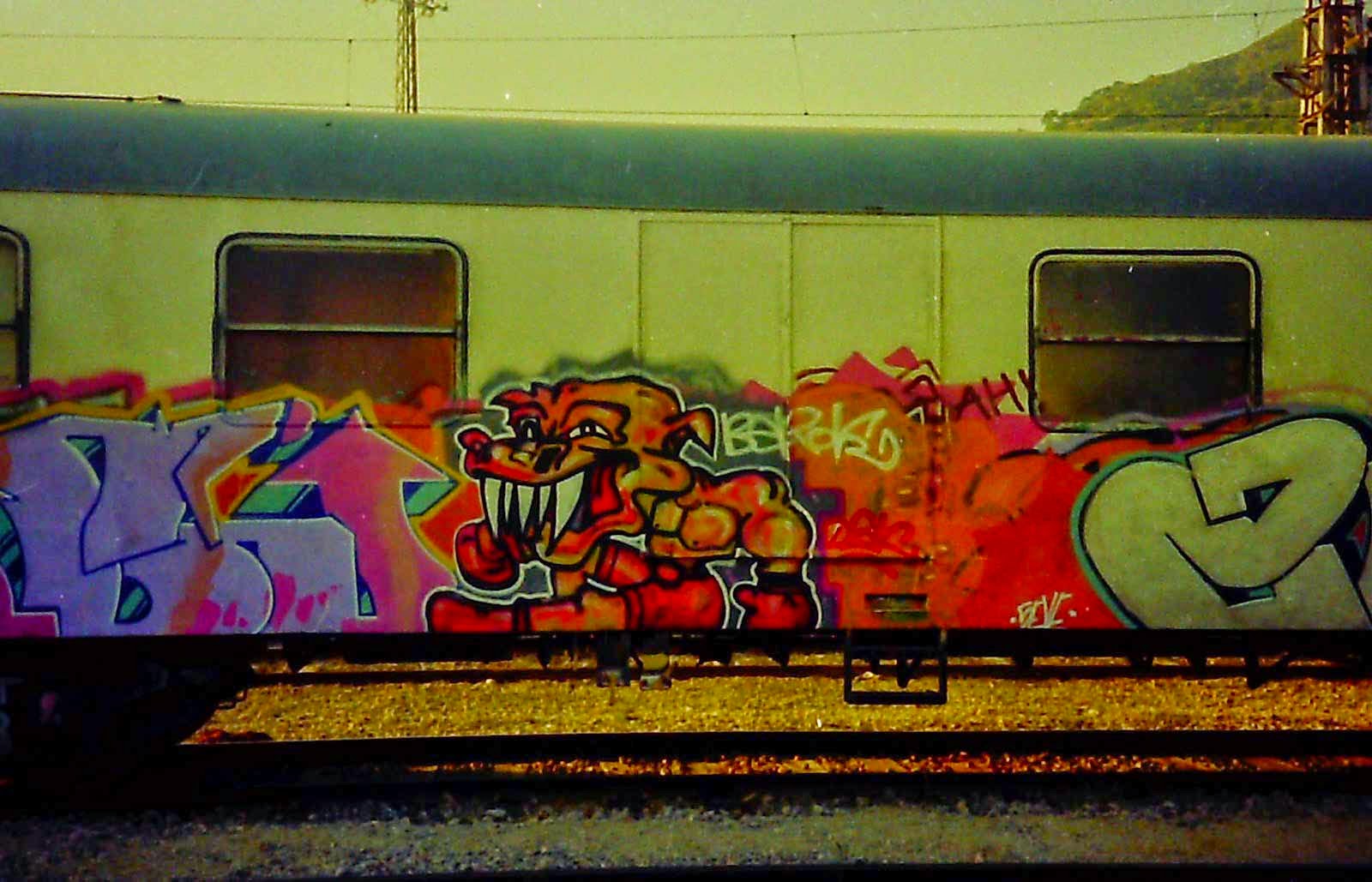Graffiti Barcelona trenes vieja escuela