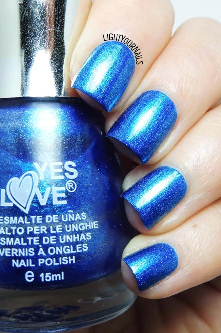Smalto blu metallizzato Yes Love Mirror 38 blue foil nail polish #yeslove #lightyournails #nails #unghie