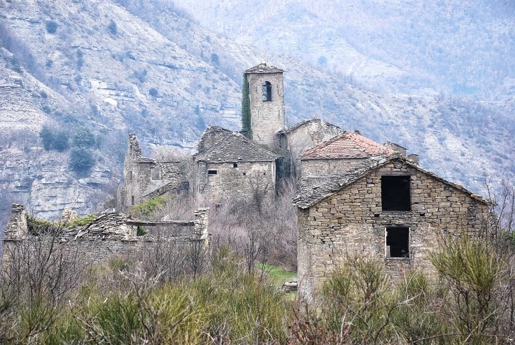 AD MAIORA BIKE Un Borgo silenzioso 
