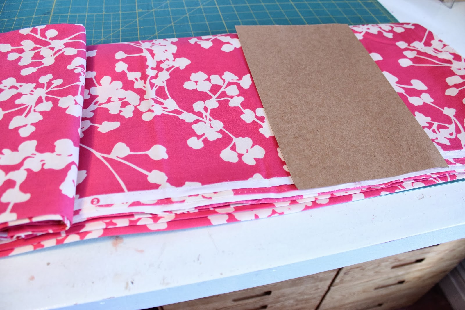 Park and Darwin TUTORIAL how to fold and store your fabric yards