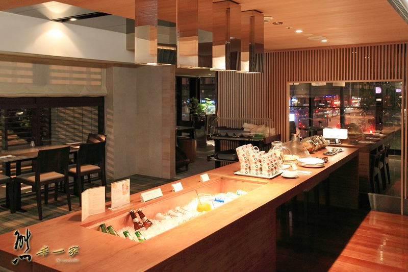 近捷運站飯店住宿|HOTEL COZZI和逸台北民生館|環境餐廳