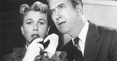 Doris Day e Jimmy Stewart em foto do filme 'O Homem que Sabia Demais' (1956) — Foto: Divulgação Doris Day e Jimmy Stewart em foto do filme 'O Homem que Sabia Demais' (1956) — Foto: Divulgação