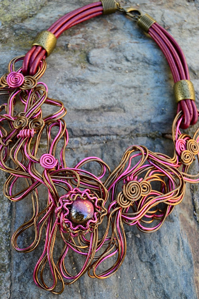 "Collares"
