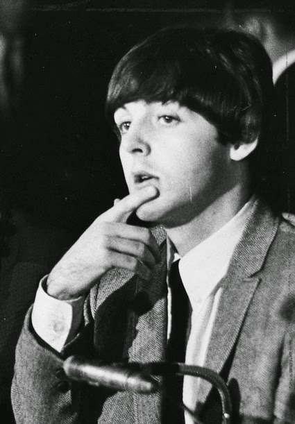 birthdays: Paul McCartney (...more info, gifs and photos)