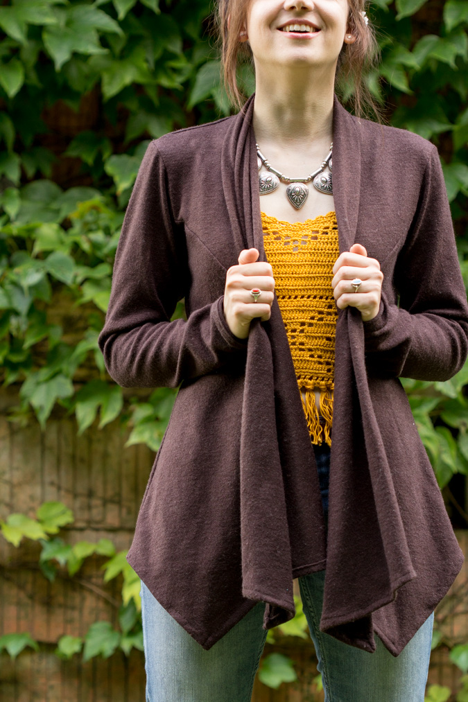 Scarf Neck Cardigan von Swoon Sewing Patterns Green Bird DIY Mode