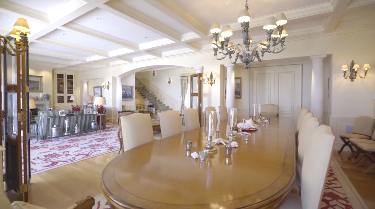 Mansion Interior Design Tour vs. Elegant Waterfront Compound in East Hampton, New York | Sotheby's International Realty