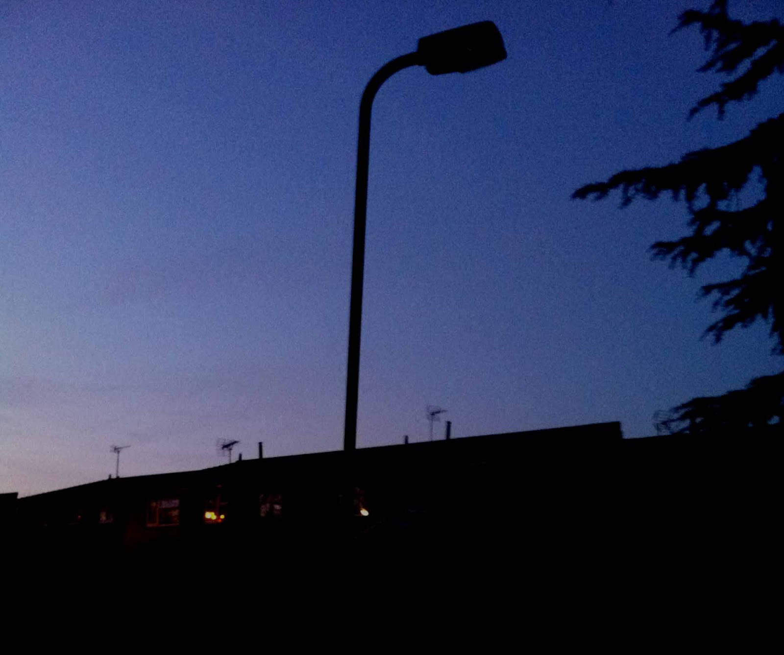 Malaysians Must Know the TRUTH WHY STREET LIGHT NOT FUNCTIONING AT