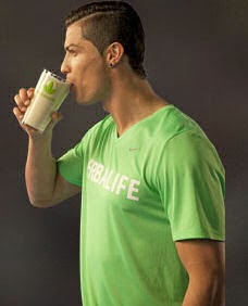 Cristiano Ronaldo Menjadi Model Iklan Herbalife Cristiano Ronaldo Menjadi Model Iklan Herbalife