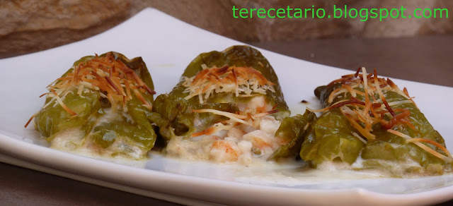  PIMIENTOS VERDES RELLENOS DE MERLUZA Y GAMBAS 