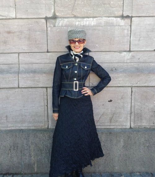 How to Wear a Pillbox Hat Tanith Rowan