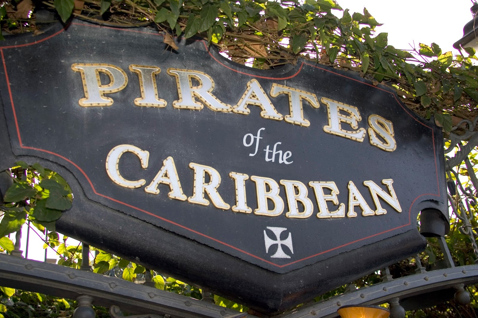 Disney’s Pirates of the Caribbean Attraction – Fun Facts