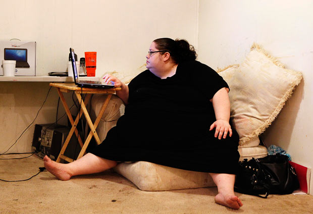fat-woman-internet_1654487i.jpg