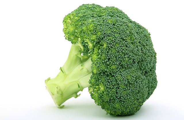 Broccoli - Loaded with Fiber, Helps in losing weight Broccoli - Loaded with Fiber, Helps in losing weight