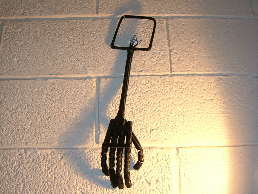 Step by Step Instructions ! Make a Robotic Hand at Home