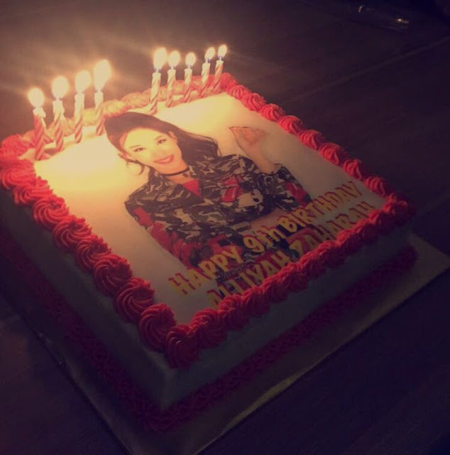 A 9 Year Old Twice Fan Got A Nayeon Cake