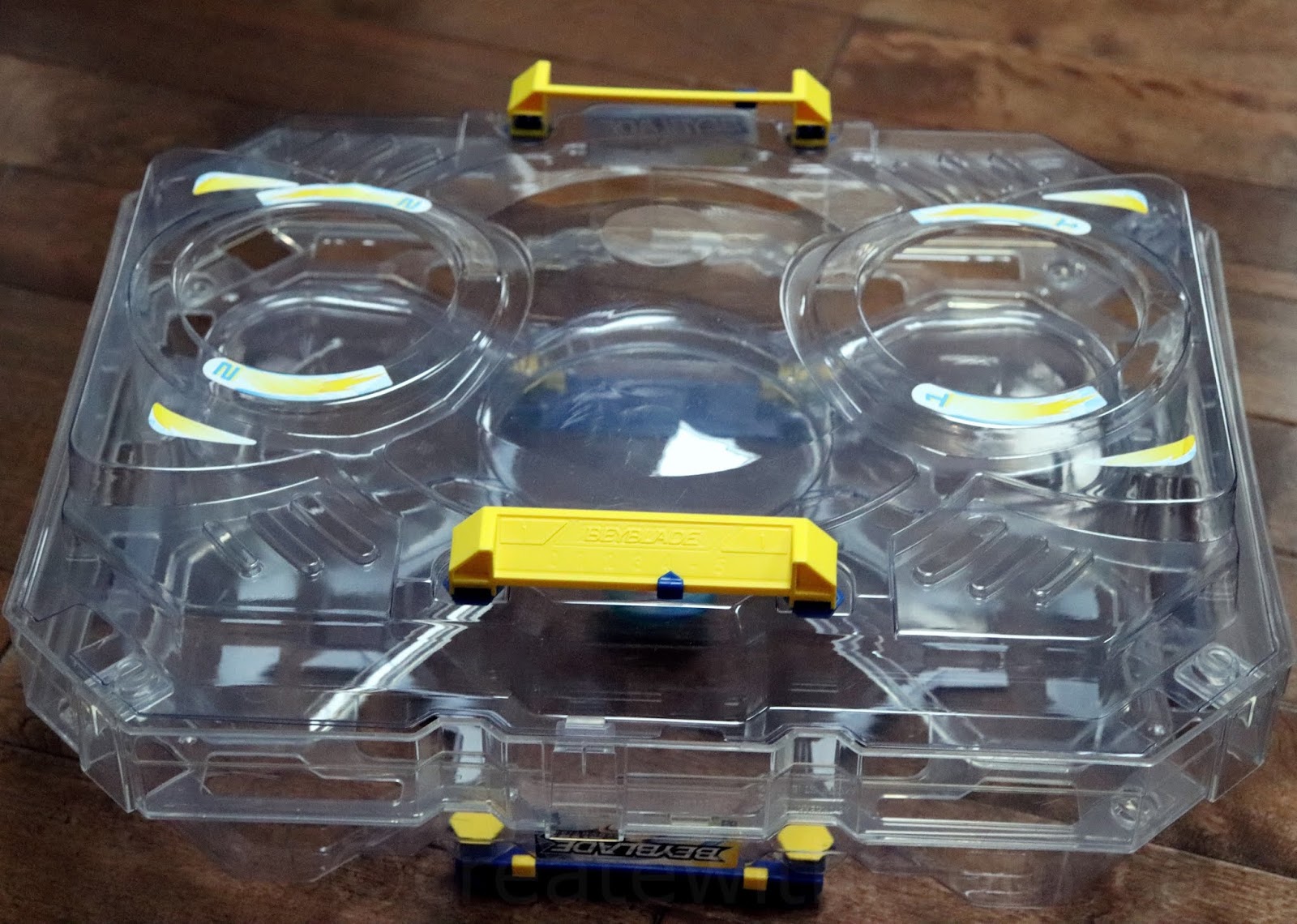 beyblade burst evolution box