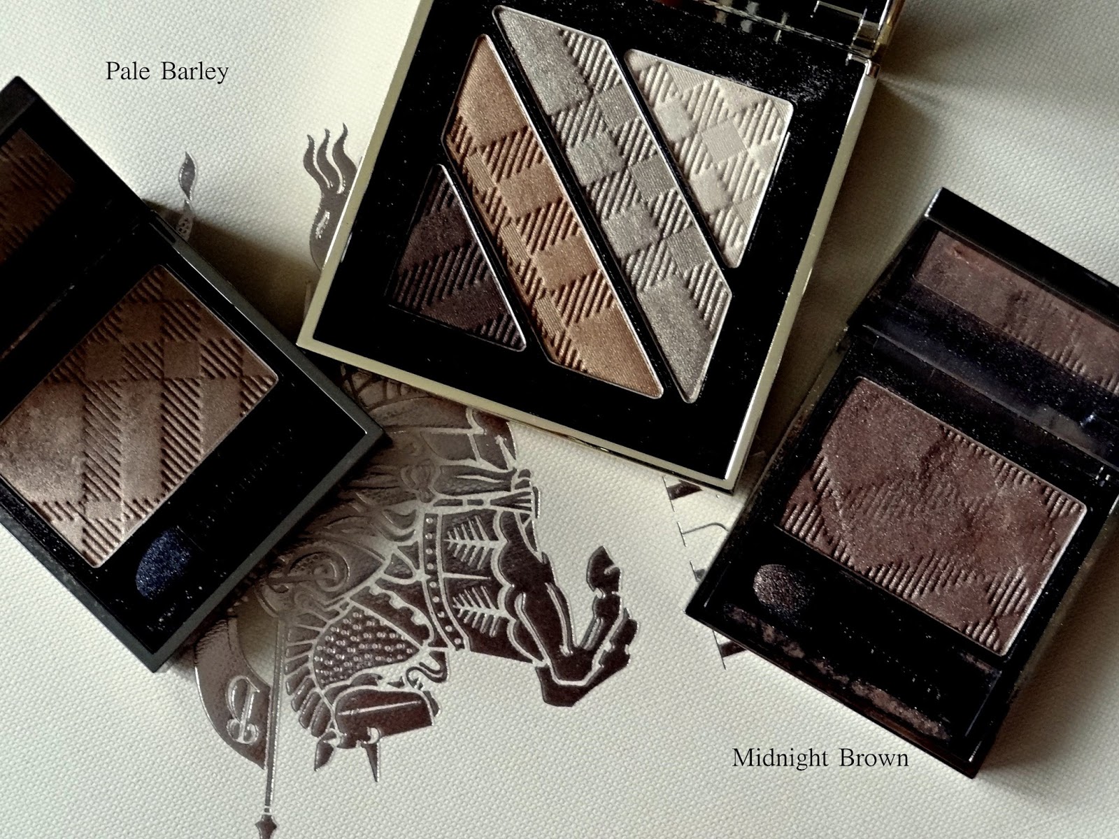 Burberry Beauty Complete Eye Palette in Gold No.25 Swatches Comparison to pale barley and mignight brown