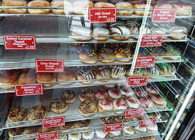 Daniel's Donuts, Springvale