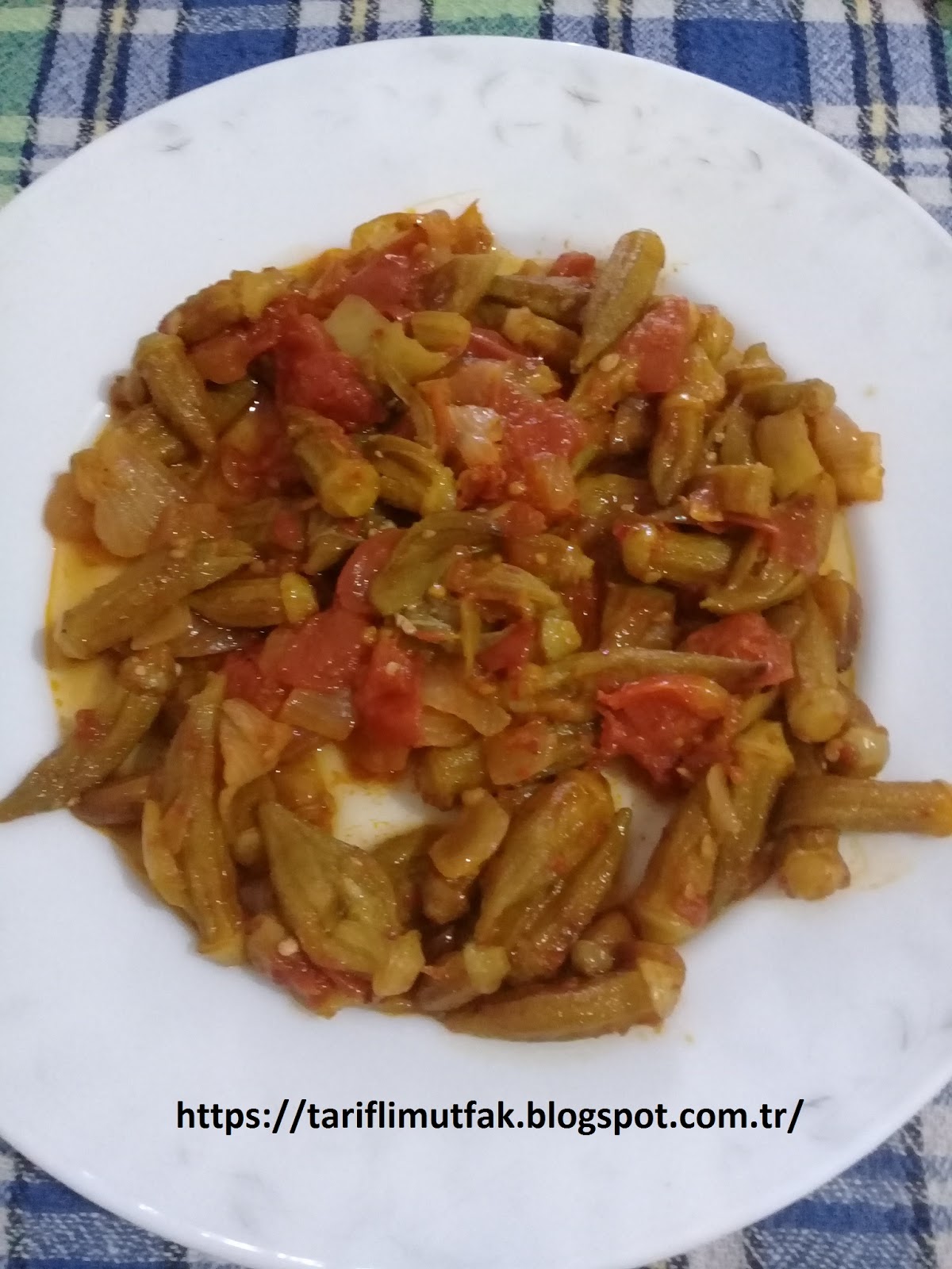 Zeytinyağlı Bamya Tarifi Zeytinyağlı Bamya Tarifi