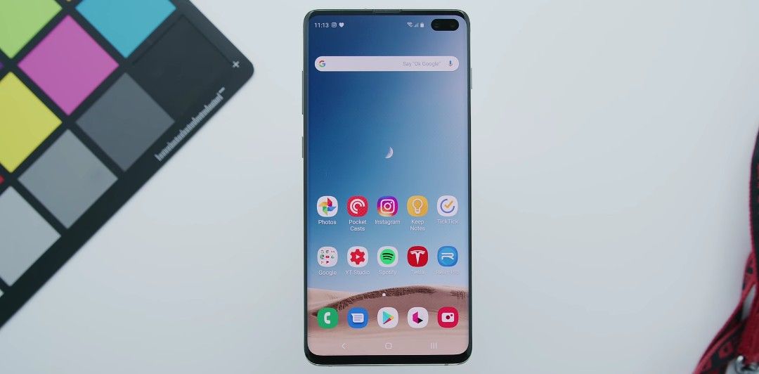 Samsung Galaxy S10 and S10 Plus display review