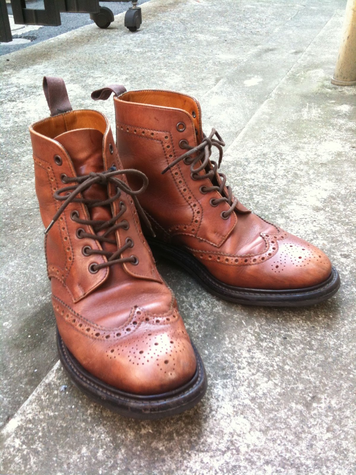 mille plateaux Sanders Cheltenham (Full Brogue Derby Boot)