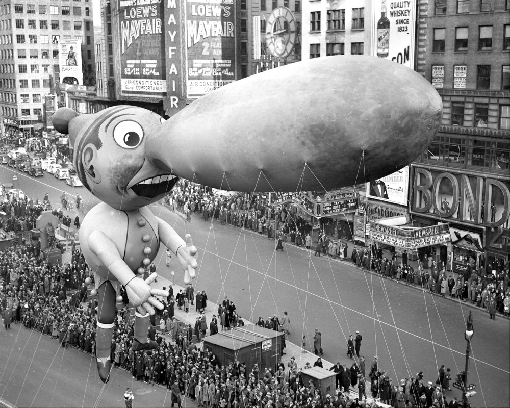 Amazing Vintage Photos Of The Macy S Thanksgiving Day Parade From The Early Days 1920s 1950s