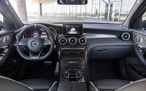 2018 Mercedes-Benz GLC 63 S 4MATIC+ Interior 2018 Mercedes-Benz GLC 63 S 4MATIC+ New Models