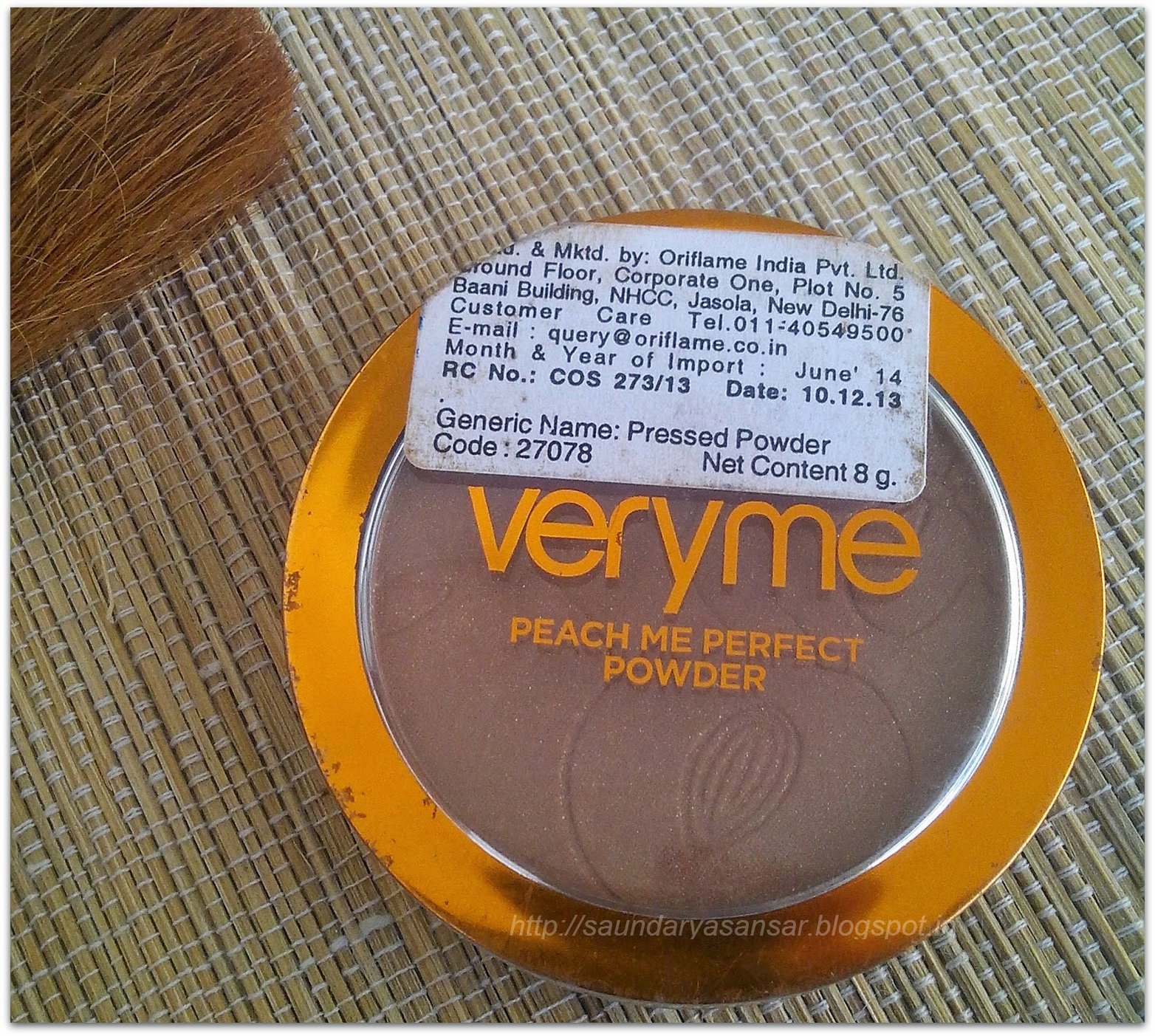Beauty and Fashion obsessions ORIFLAME VERY ME Peach Me Pressed Powder(Bronze) Swatch & Review