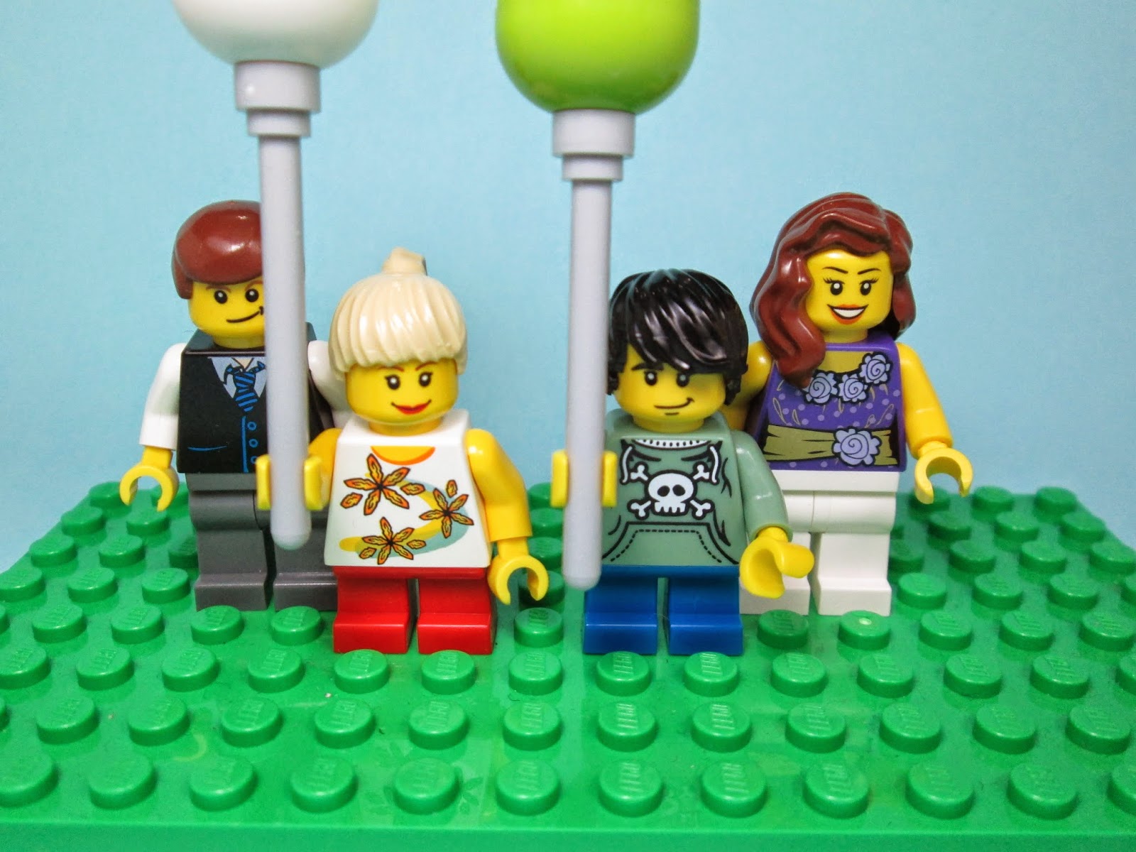 MOC LEGO Feliz Dia da Criança