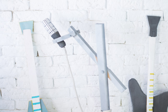 Guitarras y micrófono de madera diy