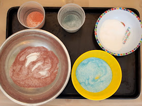 DIY homemade magic fizzy "sand" for fun sensory and science play!