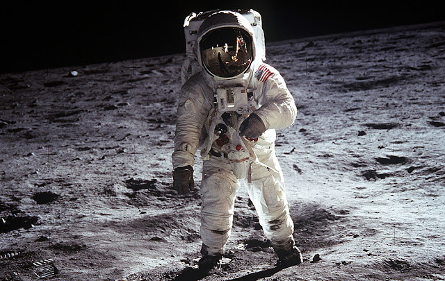 Astronaut Moon space.filminspector.com