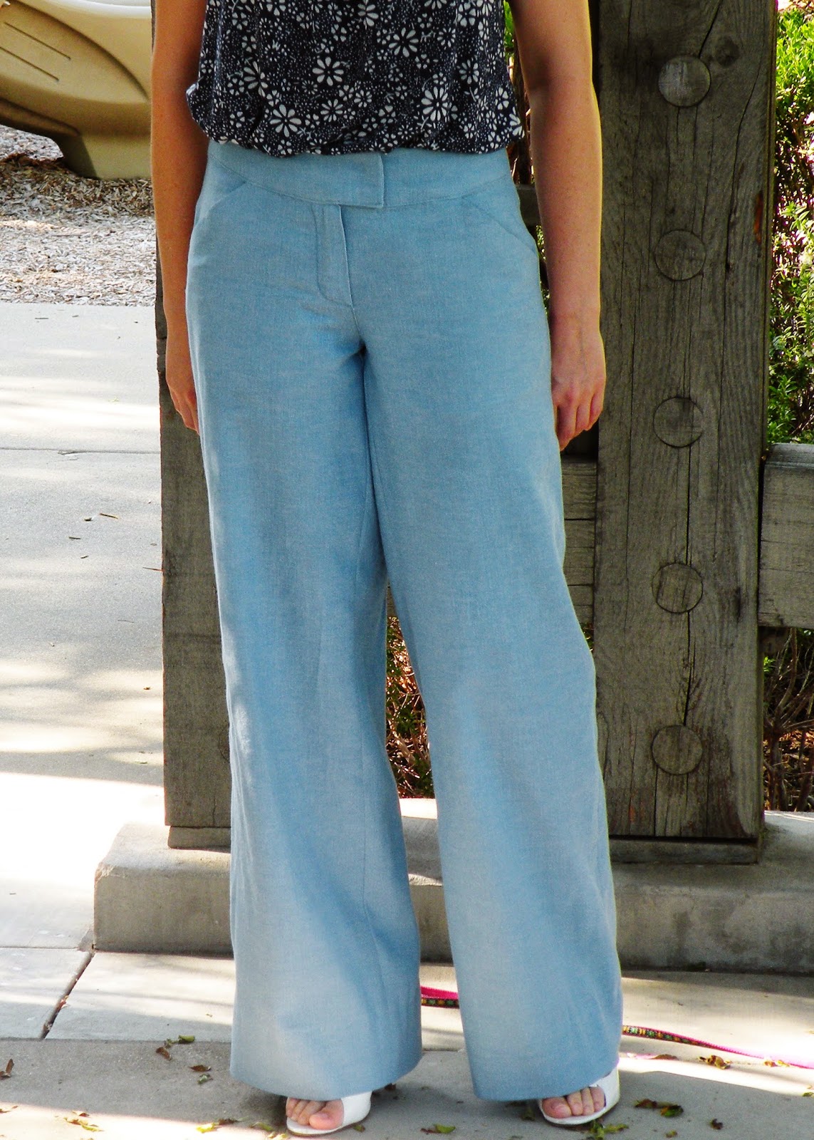 UglyCute Designs: Colette Juniper Trousers!