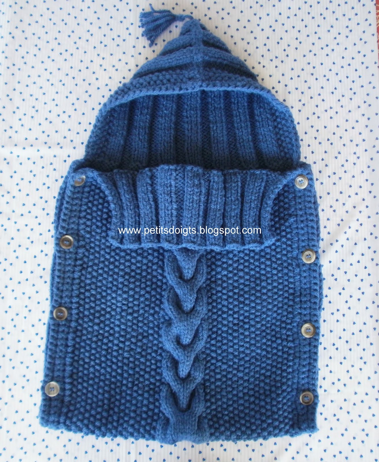 Modèle De Nid D ange Au Tricot Gratuit Petits doigts: Nid d'ange naissance à 3 mois