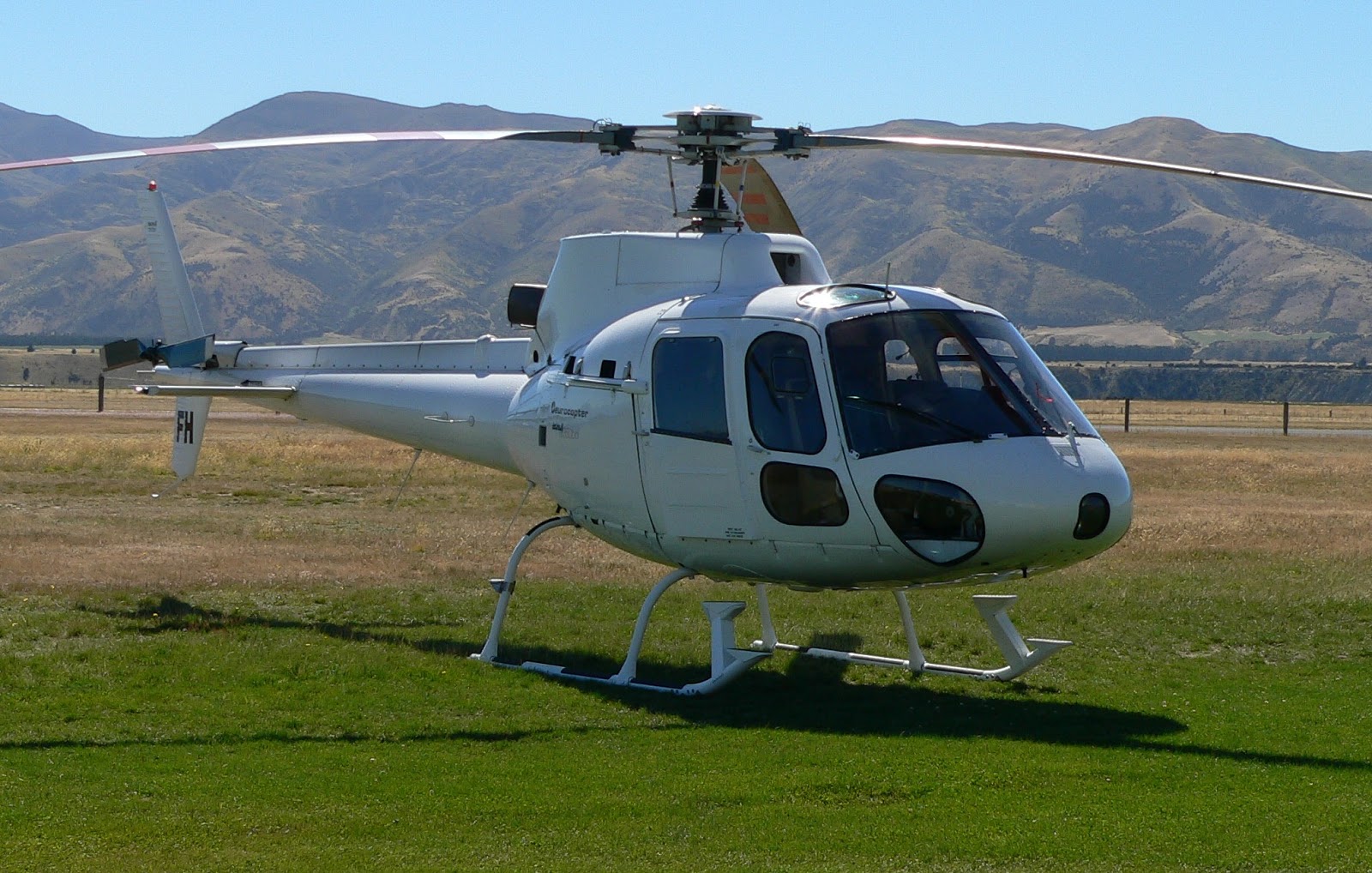 NZ Civil Aircraft Helicopter selection from Wanaka