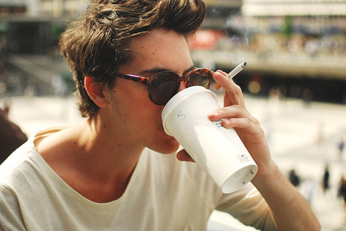 Alasan Ini yang Tepat Kalau Dia Si Penyuka Kopi, Patut Menjadi Pasangan Masa Depanmu Nanti! Alasan Ini yang Tepat Kalau Dia Si Penyuka Kopi, Patut Menjadi Pasangan Masa Depanmu Nanti!